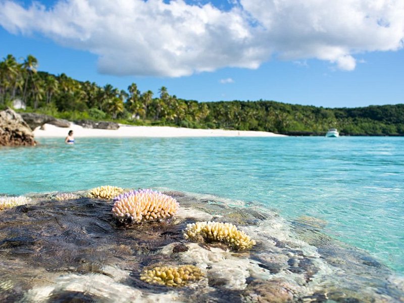 La plage de la baie de Santal à Lifou