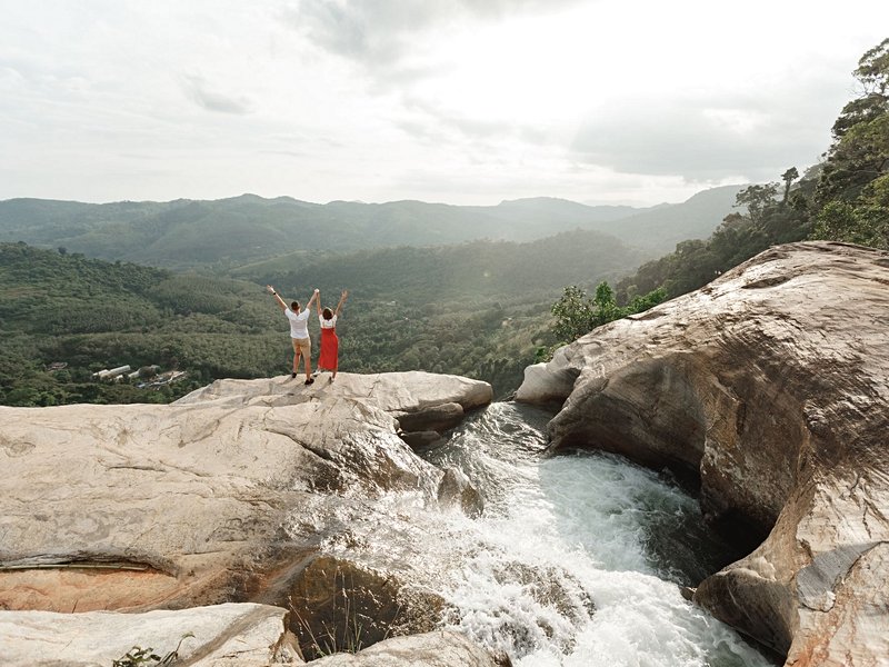 Diyaluma Falls