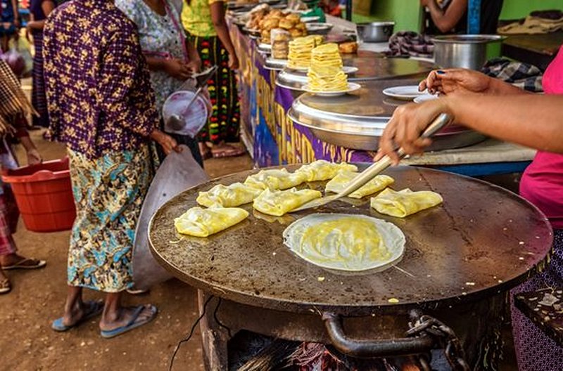 Déguster les plats traditionnels du pays