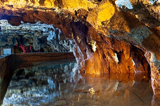 Ali-Sadr Cave