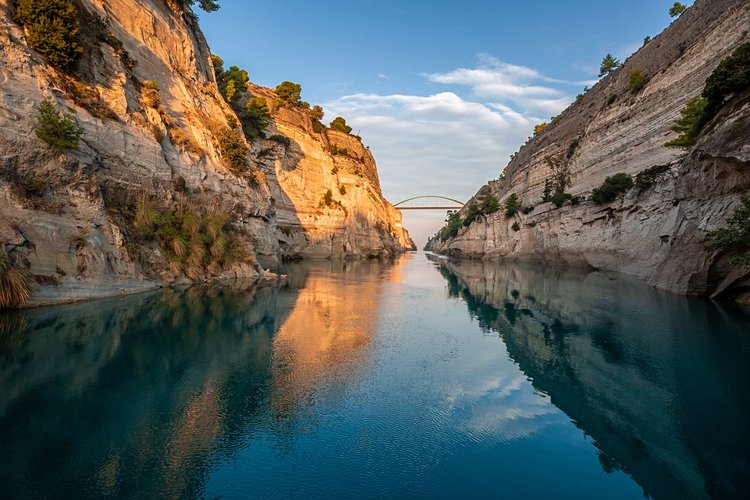 Le canal de Corinthe 4