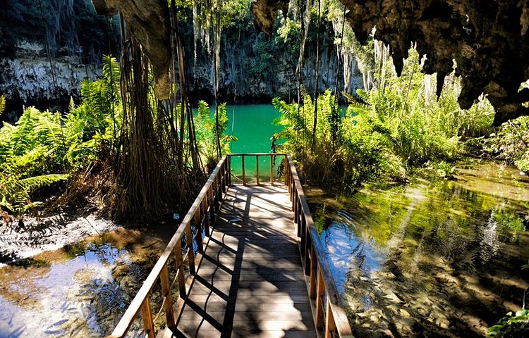 Parc national Los Tres Ojos