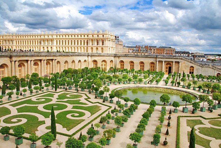 Versailles