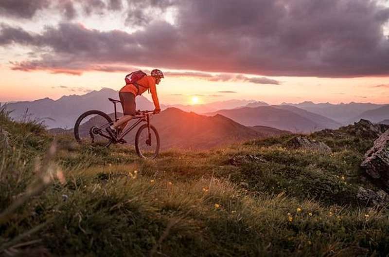 Faire la Grande Traversée des Hautes-Alpes en VTT  