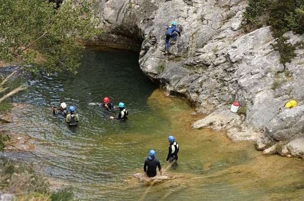 Explorer les gorges de Galamus en canyoning