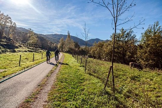 Parcourir la Route du Fer en VTT 