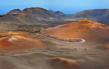 Paysages lunaires, bienvenue dans le parc national de Timanfaya.