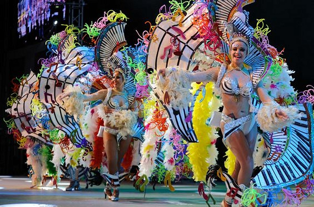 S’émerveiller devant l’un des plus beaux carnavals du monde