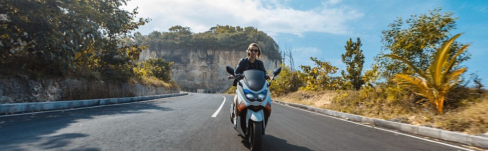 La route de la côte en scooter