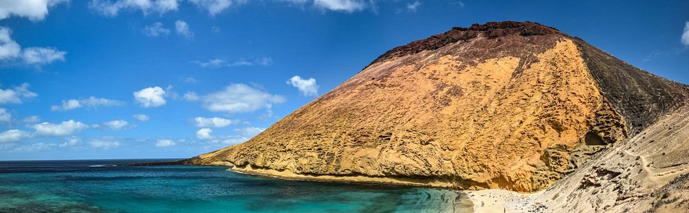 La playa Montaña Amarilla à la Graciosa