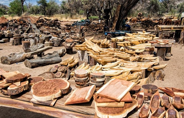 Artisanat en bois namibien