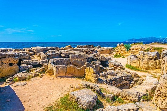 La necropole de Son Real