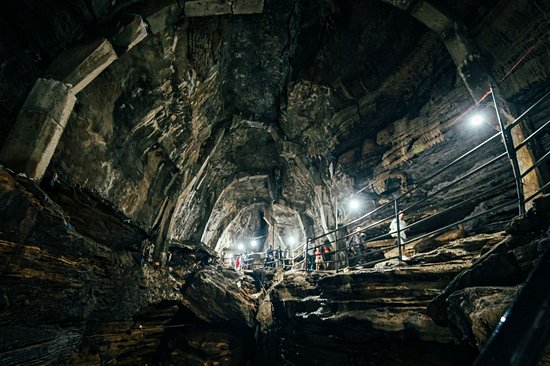 Grottes de Gupteshwor Mahadev