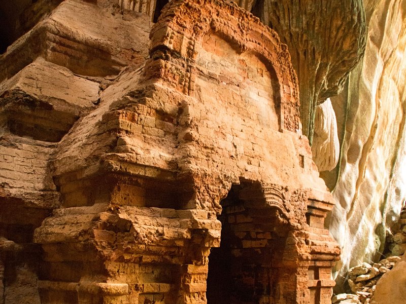 Les grottes de Phnom Chhngok