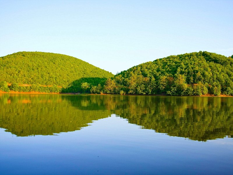 Le lac de Batlava