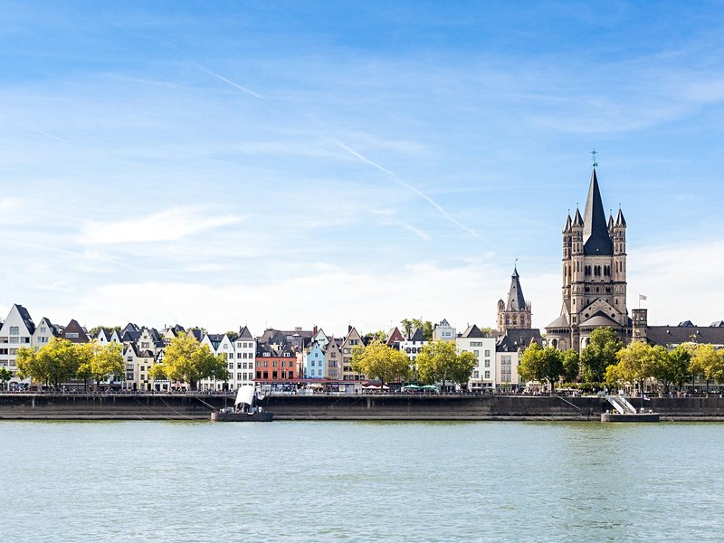 Les quais du Rhin