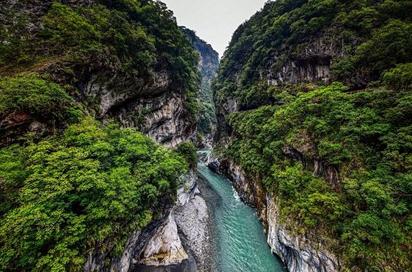 Randonner dans les gorges de Taroko