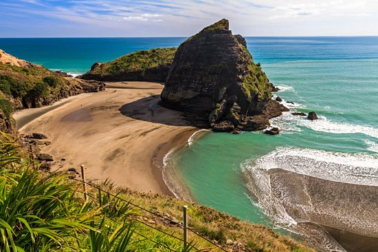 Piha Beach, Auckland