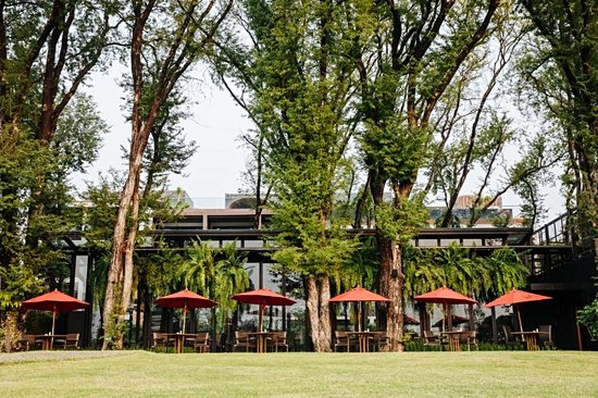 Cross Chiang Mai Riverside