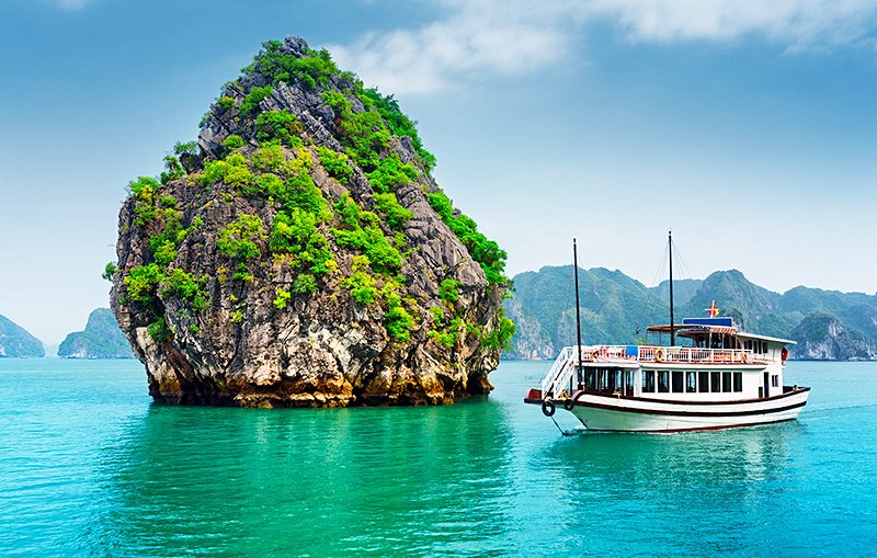 Admirer l'éternelle baie d'Halong