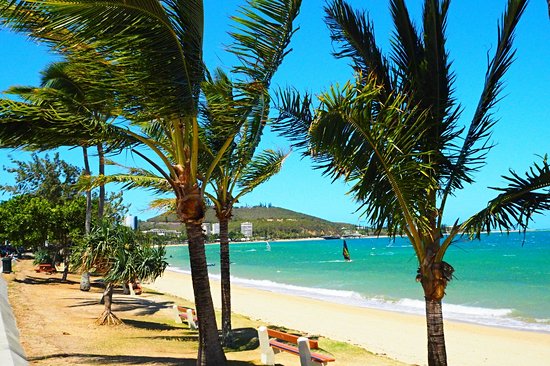 La plage de l'Anse Vata à Nouméa