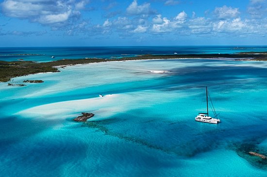 Naviguer entre les îles des Exumas