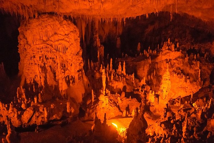 Grottes de Pérama