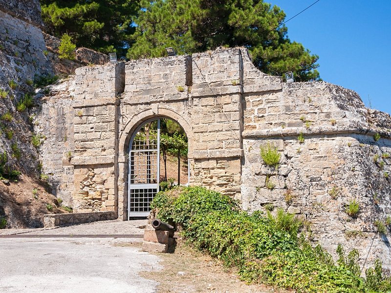 Le château vénitien au-dessus de Zante