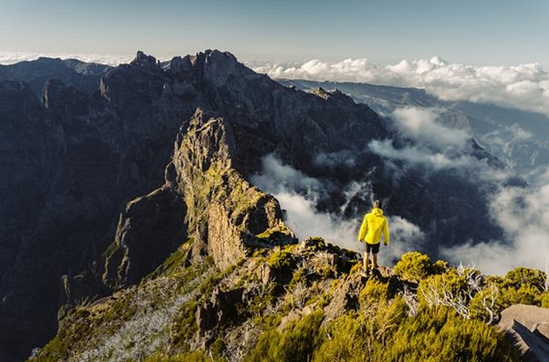 Pratiquer l’escalade en montagne ou sur les falaises