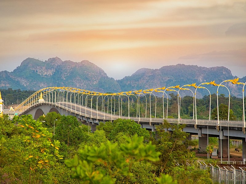 Thakhek
