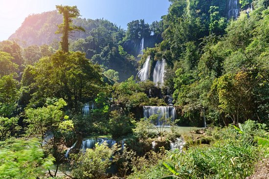 Thi Lo Su Waterfall
