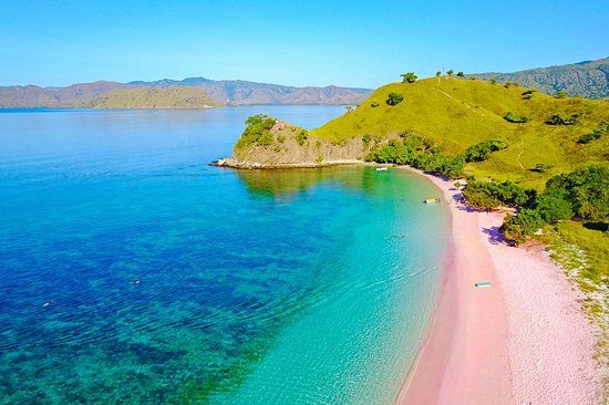 La plage de sable rose, Komodo