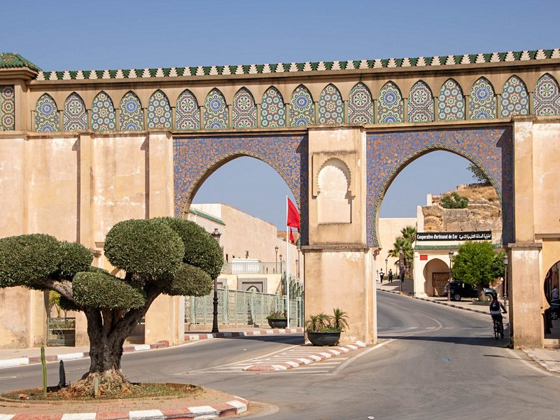 Les remparts et portes monumentales