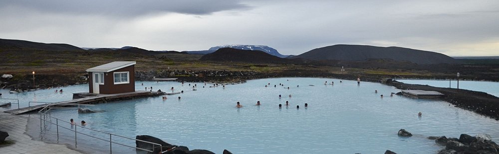 Les bains sulfureux de Mývatn : à découvrir au coucher du soleil