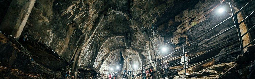 Grottes de Gupteshwor Mahadev