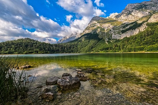 Trnovačko Lake