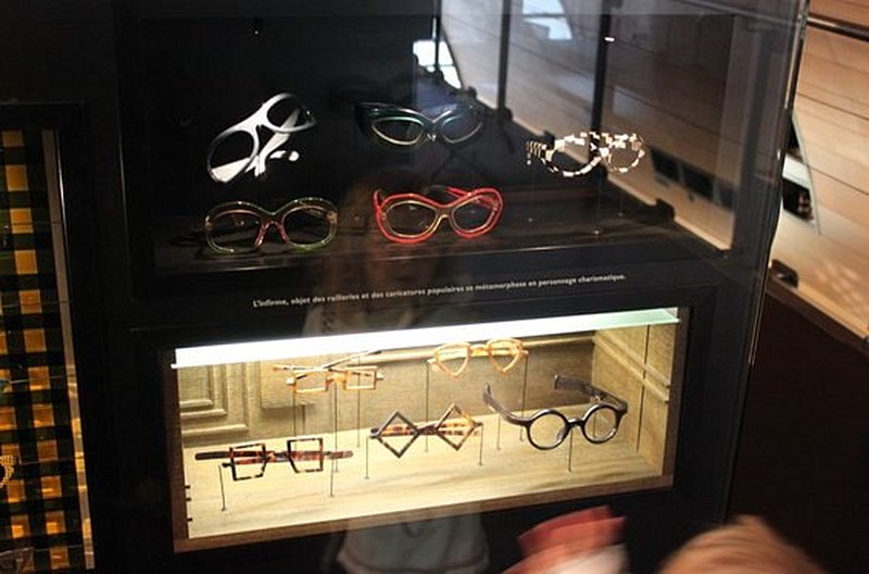 Découvrir besicles et binocles au Musée de la lunette