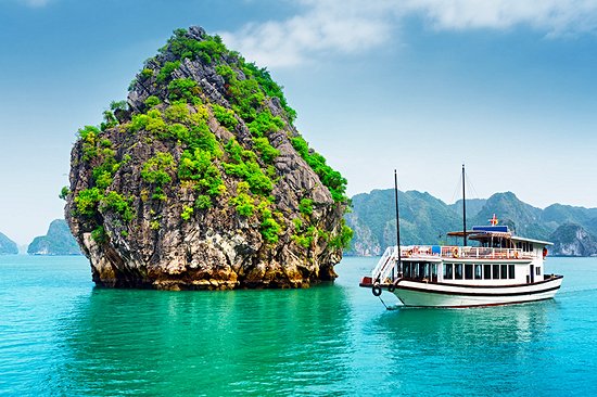 Admirer l'éternelle baie d'Halong