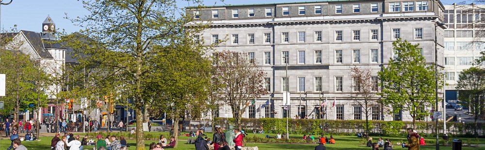 Rejoignez le repère central d’Eyre Square