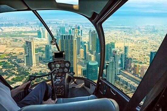 Prendre de la hauteur pour découvrir Dubaï autrement