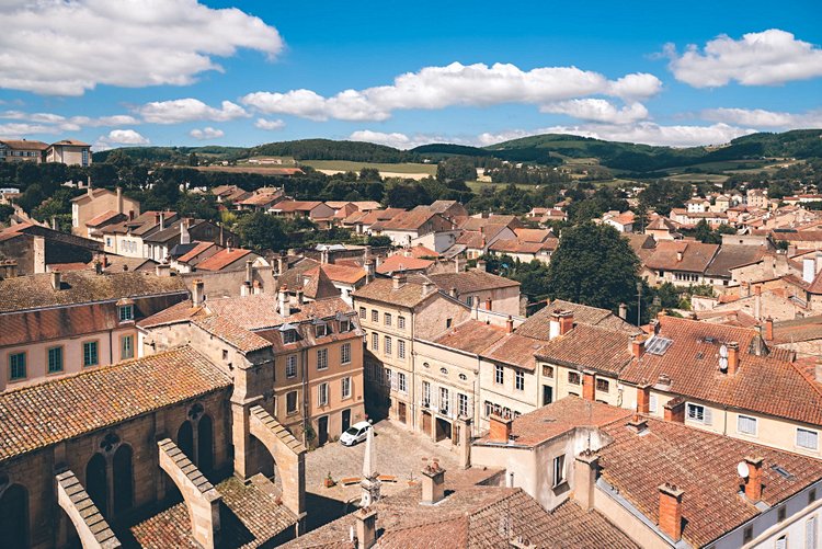 Le Mâconnais : les vignobles, les monts et la cité-abbaye de Cluny