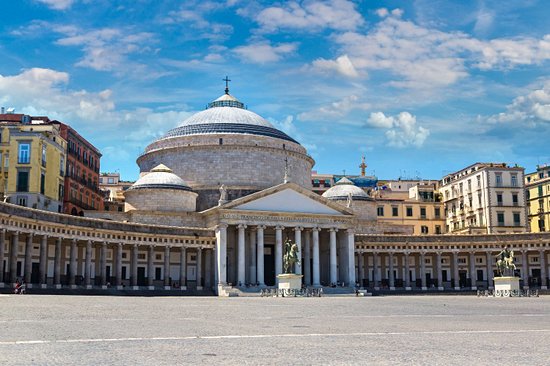 Le quartier Monumental (Piazza del Plebiscito)