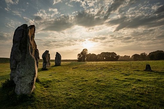 Passer la nuit du solstice d’été à Avebury