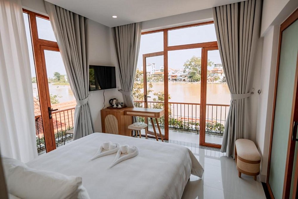 Hue River Side Villa