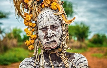 Les Mursis, habitants semi-nomades du sud de l'Ethiopie