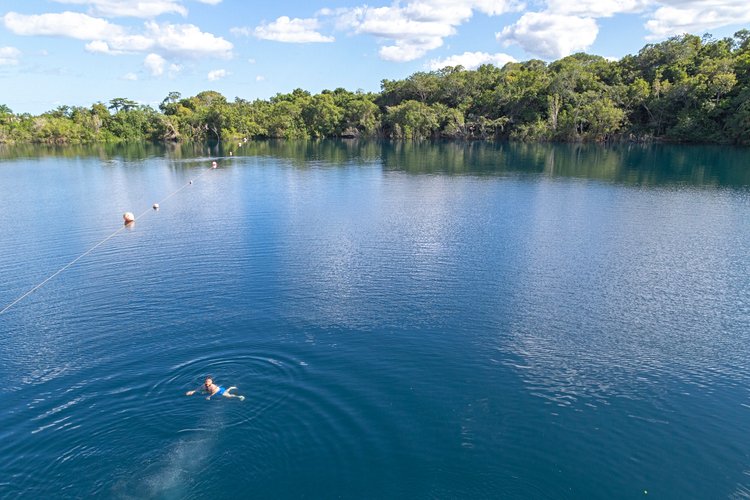 Se baigner dans un cenote 3