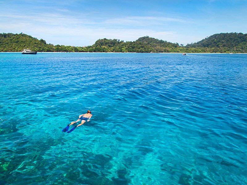 Explorer les fonds marins à Koh Rok