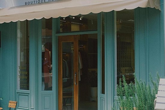 Le Macaron Boutique Hotel