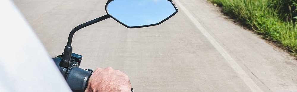 Parcourez l’île en scooter