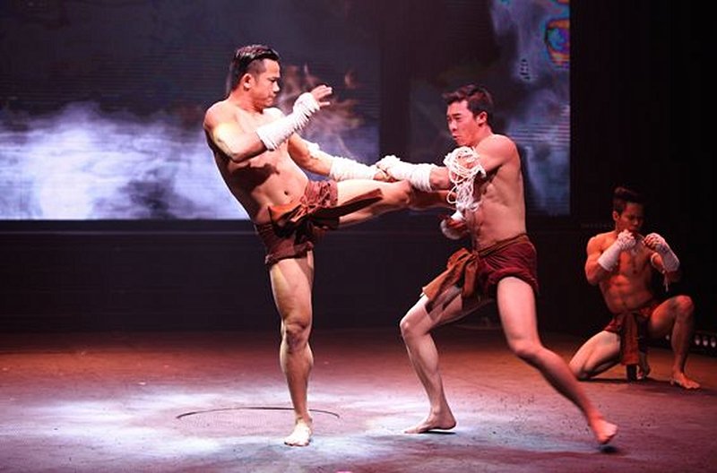 Assister à un match de boxe thaïe  